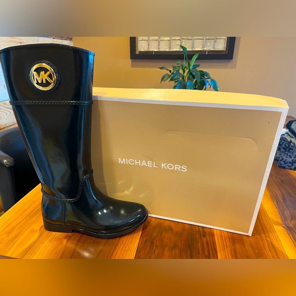 MICHAEL KORS TALL BLACK RAIN BOOTS